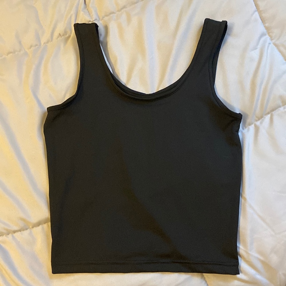 Women’s Black Cropped Tank Top